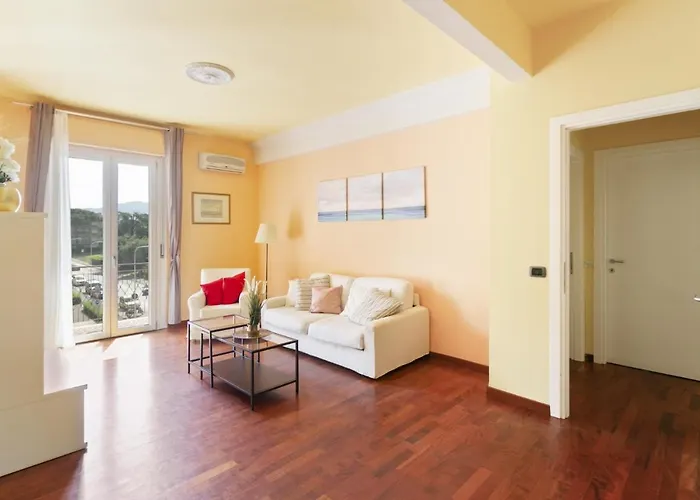Gavinana Apartment By Mmega
